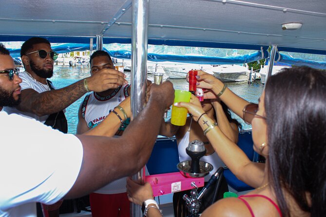 Catamaran Party Boat Cancun - Snorkeling gear and the swim stops: what to do with it