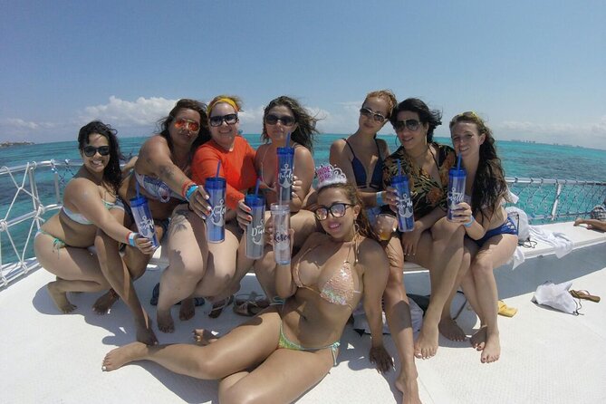 Catamaran Party Boat Cancun - Meeting at Punta Nizuc: quick in, quick out