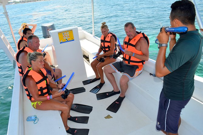 Catamaran Sail and Snorkeling Tour with Open Bar in Puerto Morelos - One hour of sailing out over the Riviera Maya