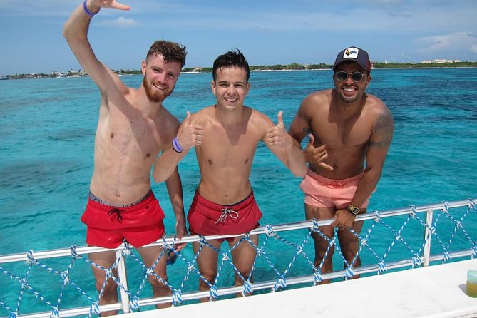 Catamaran Tour to Isla Mujeres all Included - Lunch and North Beach: what you’ll eat and how the beach time is set up