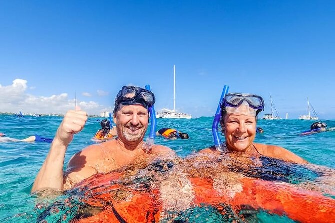 Catamaran Tour to Isla Mujeres Cancun - The catamaran experience: smooth sailing and crew energy