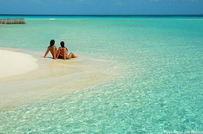 Catamaran Tour to Isla Mujeres from Cancun or Riviera Maya - Crowds, boat size, and how to protect your comfort