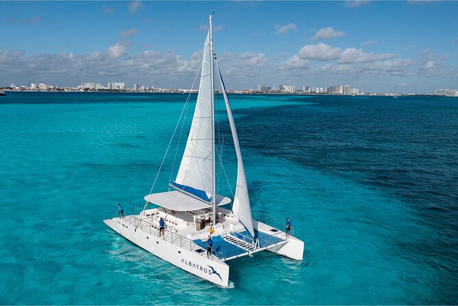 Catamaran Tour to Isla Mujeres Open bar and Lunch - Why This Isla Mujeres Catamaran Day Trip Works So Well From Cancun