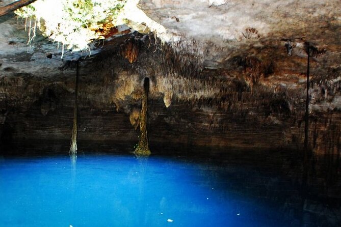 Cenote La Noria Tour + Jewelry Shopping Tour + Tequilera - Stop 1 in Puerto Morelos: Matises & Co crafts, jewelry shopping, and Hacienda Tequilera