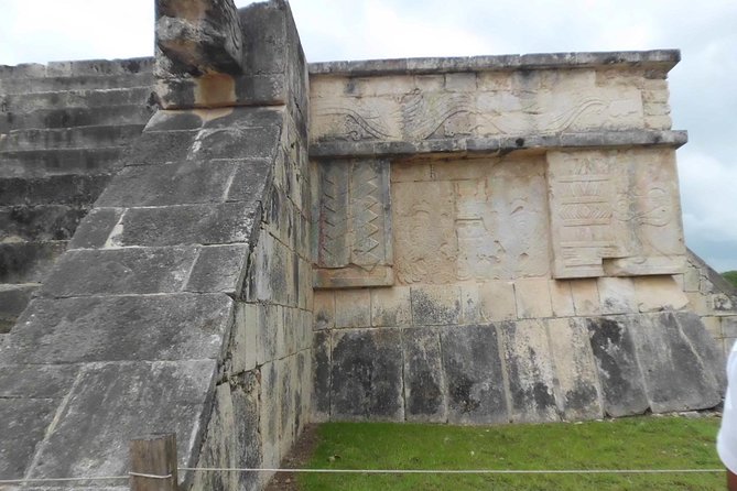 Chichen Itza and Dos Cenotes Experience from Cancun - Valladolid in 15 Minutes: Seeing the Colonial Core Without Losing the Day