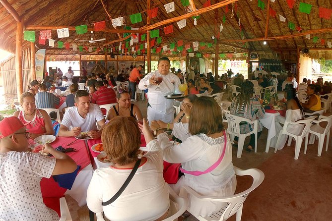 Chichen Itza & Cenote All-Inclusive Tour – Taxes & Entry Included - The A/C Bus Experience: Comfort, Seats, and Shared Pickups