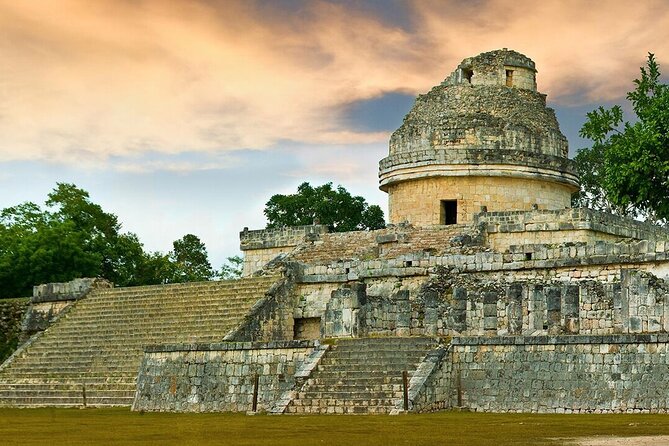 Chichen Itza, Cenote Ikkil and Hubiku+ Valladolid! Deluxe Chichen Itza Tour - Food, Drinks, and Comfort on a Long Ride