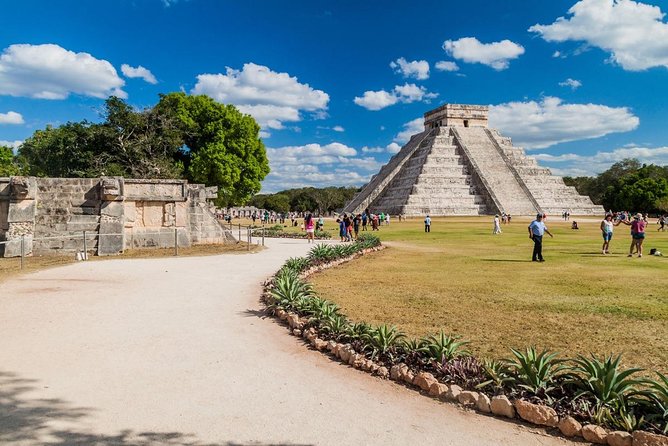 Chichen Itza, Cenote Saamal & Valladolid from Playa del Carmen - What this tour feels like in the real world