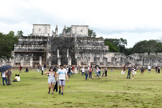 Chichen Itza Classic Tour - Valladolid: The Fast Colonial Break for Snacks and Shopping