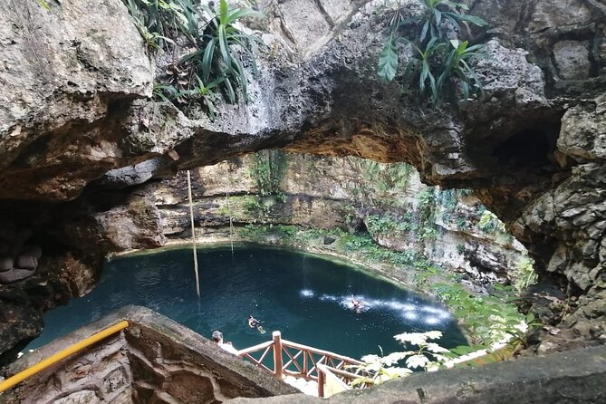 Chichen Itza Day Trip from Cancun with Cenote Swim & Valladolid - Real Mayab lunch buffet: cochinita pibil and what to expect