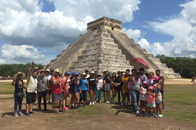 Chichén Itzá Deluxe Tour - From Cancún to the ruins: pickup, vehicle comfort, and timing reality