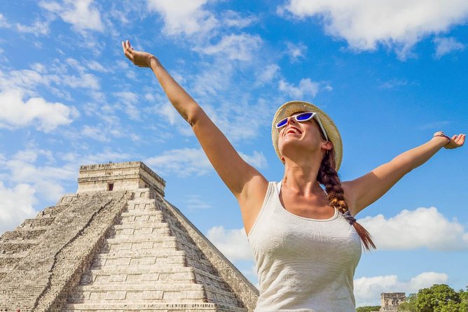 Chichen Itza Deluxe Valladolid and 2 Cenotes - Chichen Itza with your guide: turning 3 hours into meaning