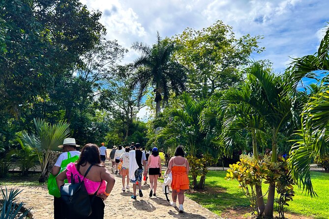Chichen Itza Early Access Private Tour with Buffet Lunch - Temple of Kukulkan, Warriors, Ball Court: Getting More From Each Stop