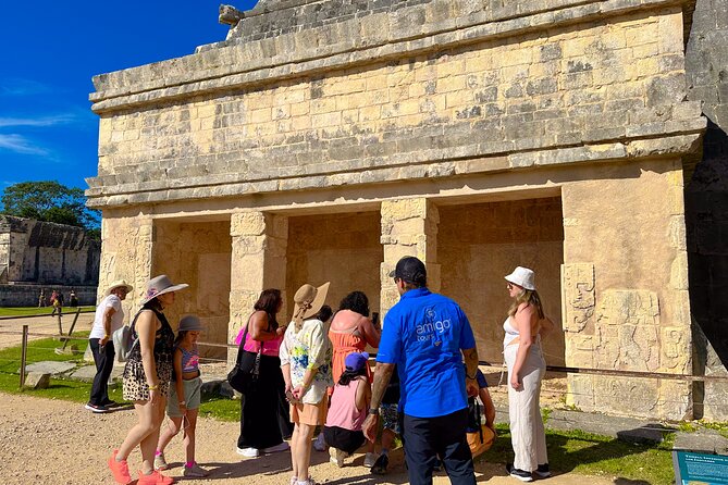 Chichen Itza Early Access Private Tour with Buffet Lunch - What to Expect From the Guide: Humor, Clarity, and Bilingual Delivery