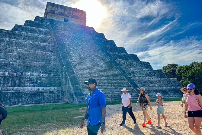 Chichen Itza Early Access Private Tour with Buffet Lunch - Entering Chichén Itzá Before the Crowds: What the Morning Changes