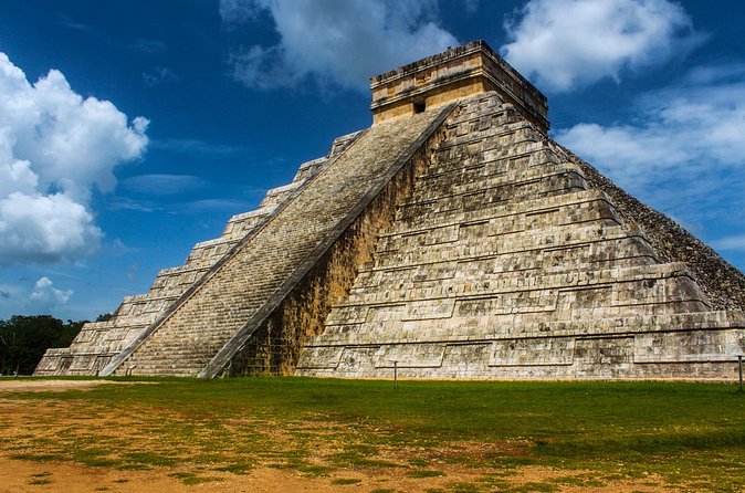 Chichen Itza Express Tour from Cancun - Your bilingual certified guide: what you should listen for