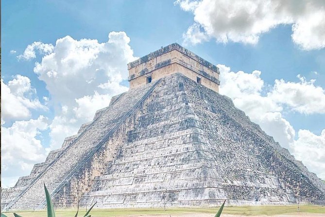 Chichen Itza Full day tour with buffet - Pickup reality in Cancun and Riviera Maya: avoid losing time on day one