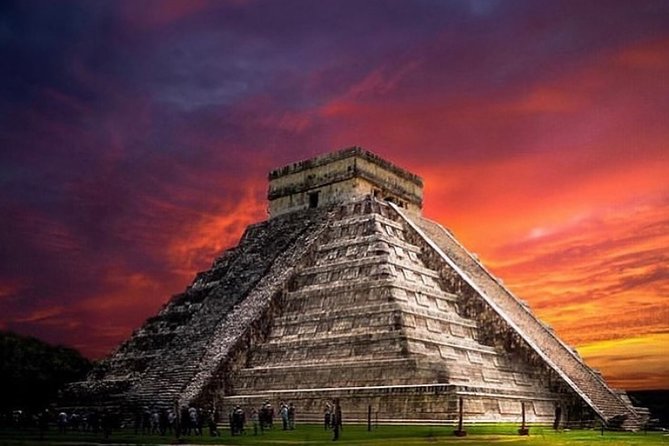 Chichen Itza Full Day Tour With Cenote Swim - Buffet lunch and Valladolid: eating well, then doing a quick cultural reset