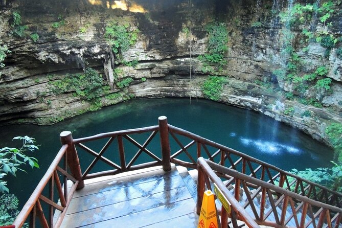 Chichen Itza Premium - English on the tour: what to expect and how to get answers