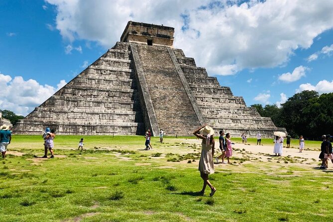 Chichén Itzá Premium Cenote y valladolid Day Tour - From Smart Cancun to Chichén Itzá: why the morning matters
