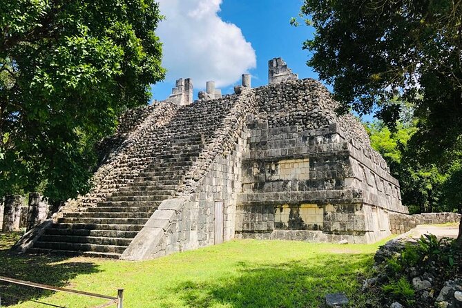 Chichén Itzá Premium Cenote y valladolid Day Tour - Suytun Cenote swim: life jackets, photo-friendly platform, and a break from the heat