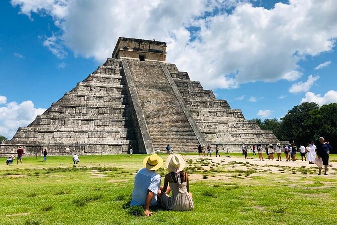 Chichén Itzá Premium Cenote y valladolid Day Tour - Chichén Itzá in 2 hours: what you’ll see and how to get value from the time
