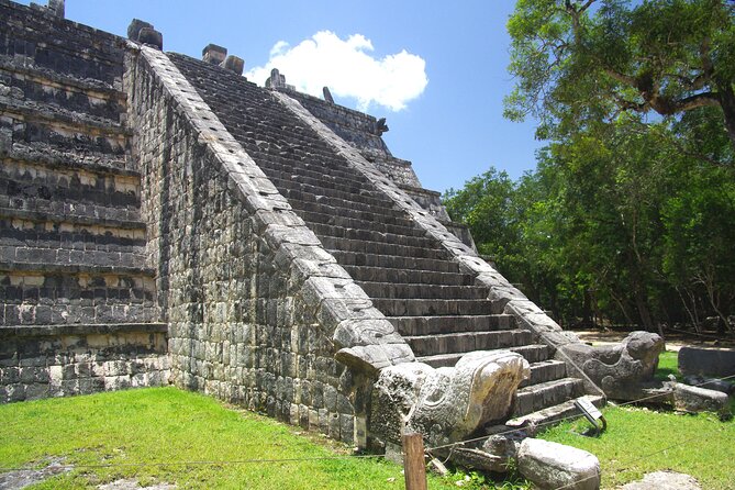 Chichen Itza: Self-Guided Tour with Audio Narration & Map - Pace management: walking distance, shade breaks, and common app hiccups