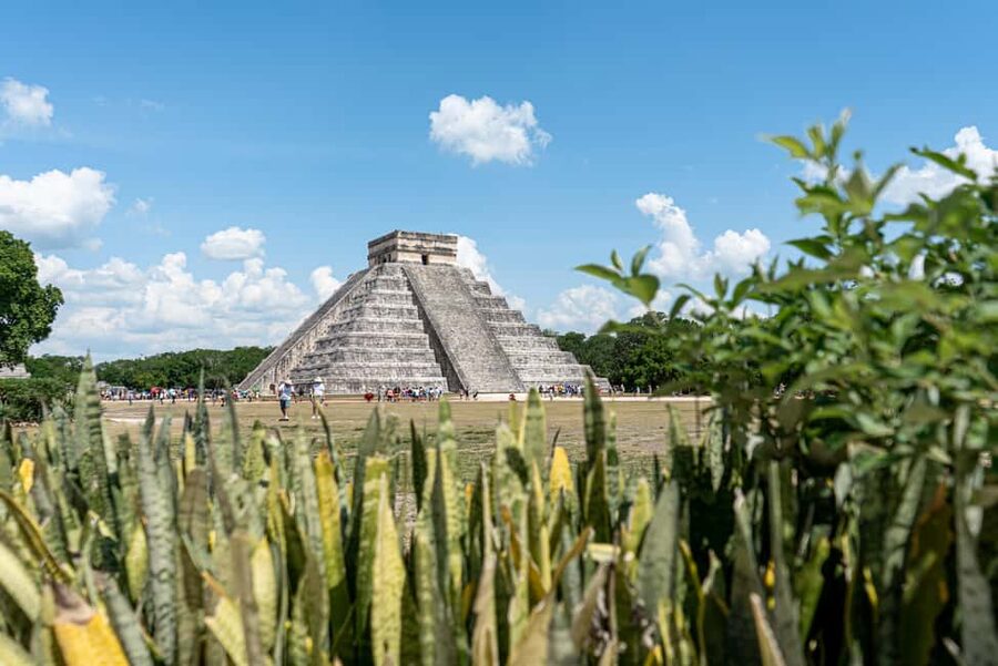 Chichen Itza: Skip-the-Line Entry Ticket - Chichén Itzá in a Single Day (8 am to 4 pm, Self-Guided)