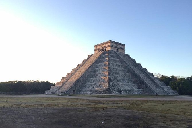 Chichen Itza Sunrise and Cenote Ik Kil from Cancun - Breakfast, water, and the snack plan that prevents mid-day grump