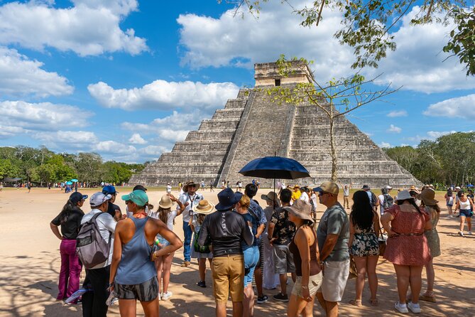 Chichen Itza, Transportation, lunch, cenote and Valladolid. - Chichén Itzá with a guide: what you’ll actually get