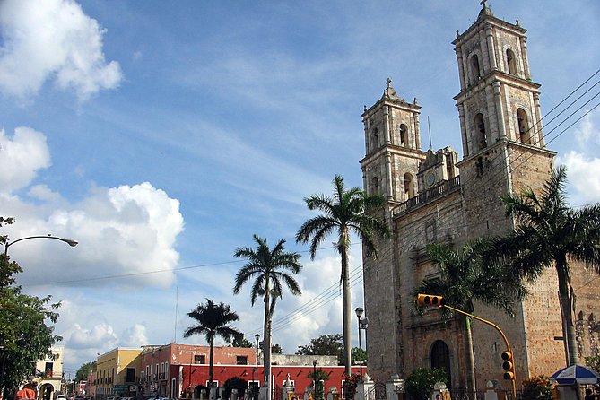 Chichen Itza, Valladolid and Cenote Full Day Tour - How to handle English translation and the day’s sales stops