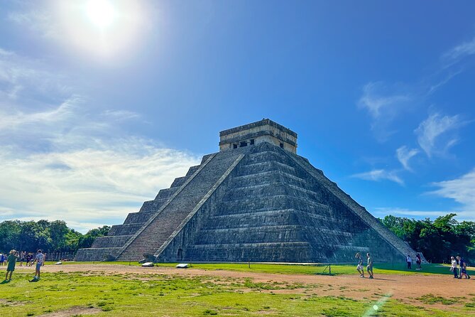 Chichen Itza, Valladolid & Cenote Private Tour with Buffet Lunch - Valladolid’s photo-worthy streets and Magical Town vibe