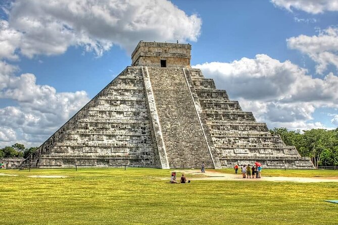 Chichen Itza VIP Mayan Wonder (Full Day Experience) - A long road to Chichen Itza: when the day starts and why it matters