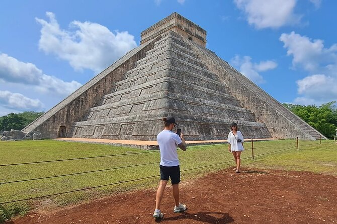 Chichen Itza walking tour early access without lines small group - Price and what’s actually included (so you don’t get surprised)