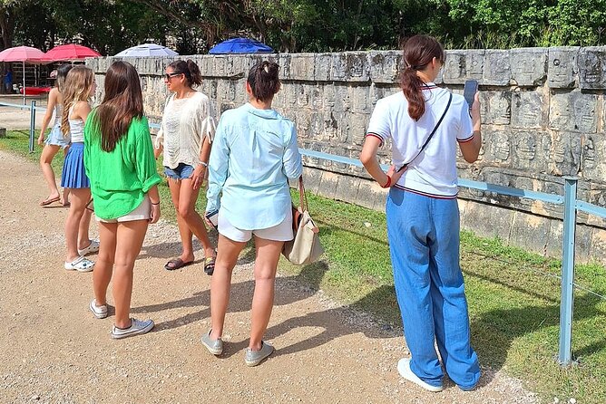 Chichen Itza : Walking Tour with Expert Guide and Skip-the-Line Access! - What the Guide Brings: Explanations, Photo Spots, and Russell’s iPad Visuals