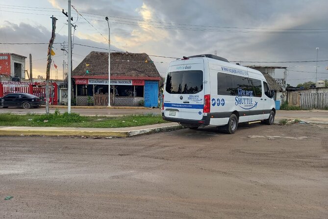 Chiquila Cancun Airport Shuttle - On the minivan ride: timing, comfort, luggage rules, and what to watch for