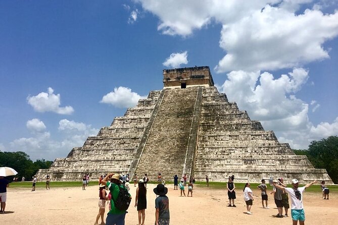 Complete Chichen Itza Tour: Full-Day Historical Journey - Valladolid: a quick look at a charming Yucatán city