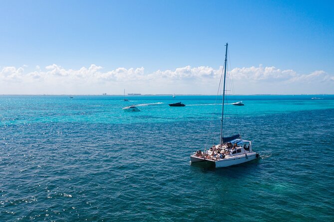 Deluxe Catamaran to Isla Mujeres with Open Bar from Cancun - The real value: what you get for $38.90 per person