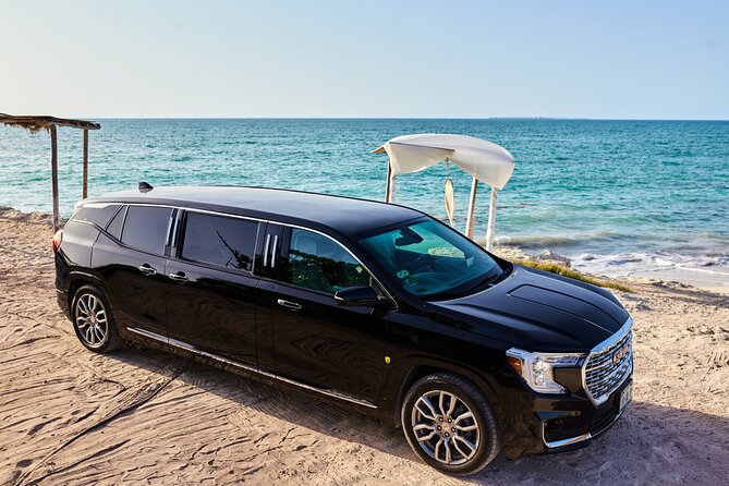 Deluxe GMC Limousine from CUN Airport to Playa Mujeres - What This Deluxe GMC Ride Really Delivers From CUN