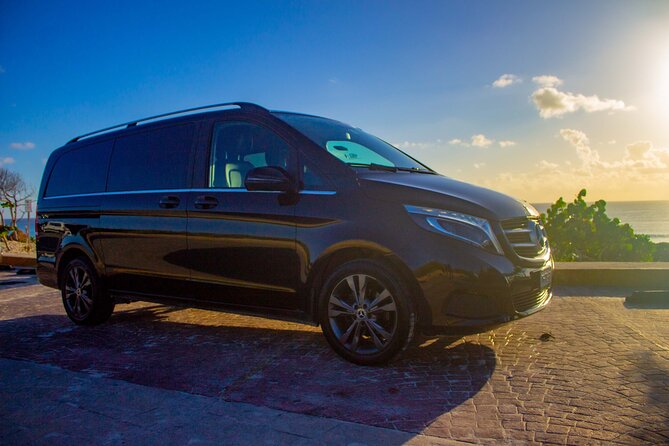 Departures in Mercedes Benz from Playa Mujeres to Cancun Airport - Timing Your Pickup: The 2.5-Hour Airport Rule That Saves Your Day