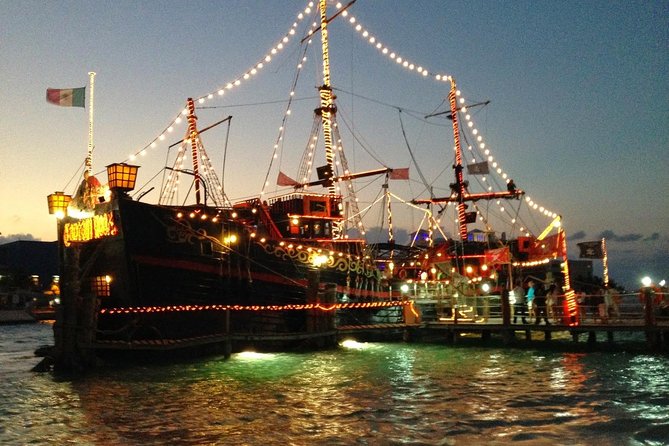 Dinner & Live Pirate Fight from Cancun - What You’re Really Signing Up For in Cancun
