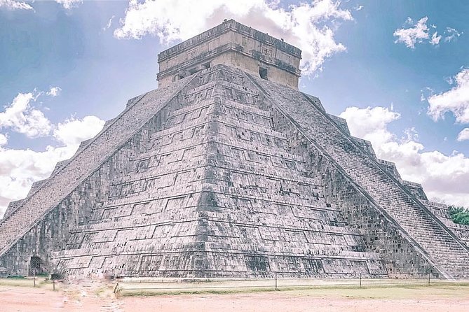 Discover Chichen Itza from Cancun or Maya Riviera - The restaurant stop in Yucatán: lunch, shopping, and how to use the hour