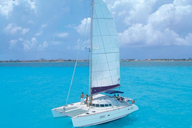 Discover Isla Mujeres tour with snorkel, buffet and open bar - What the Crew and Group Size Really Mean for Your Comfort