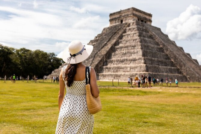 Early morning Chichen Itza Tour: Cenote and Tequila Tasting - Guides and drivers: where the experience can swing