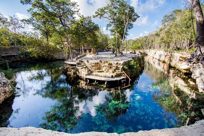 Eco Park Casa Tortuga Cenotes and Tulum Ruins! Riviera Maya Round Transportation - Quinta Avenida in Playa del Carmen: Free Time on Fifth Avenue