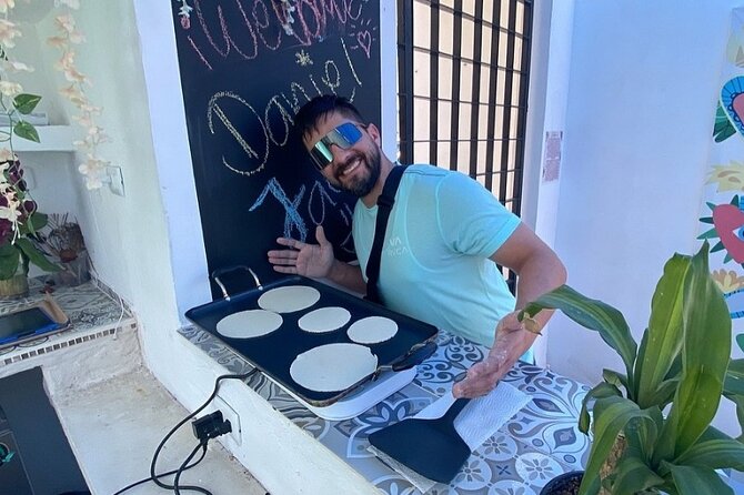 Elaboration of tortillas by hand following the Mexican tradition - Corn Tortillas with MASECA: What You’re Really Learning