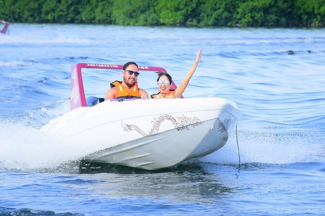 Exciting Speedboat & Snorkeling Tour in Cancun Lagoon! - The boat experience: driving, speed, and how “fun” stays safe
