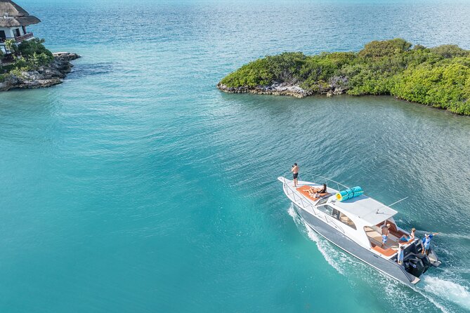 Exclusive Isla Mujeres and Cancun Private Yacht Tour - Food and Drinks: What the Open Bar Includes (and What It Doesn’t)