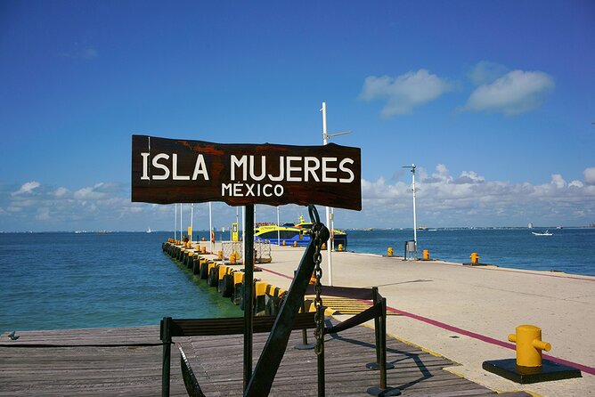 Excursion Isla Contoy & Isla Mujeres from Cancun - Isla Mujeres in one hour: beach, downtown color, and quick shopping