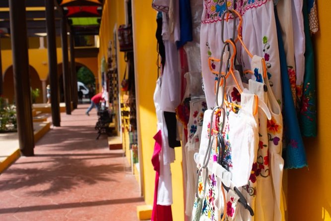 Experience Chichén Itzá: Full Day Tour with Cenote & Valladolid - The cenote highlight: Cenote Maya Park inside a cave